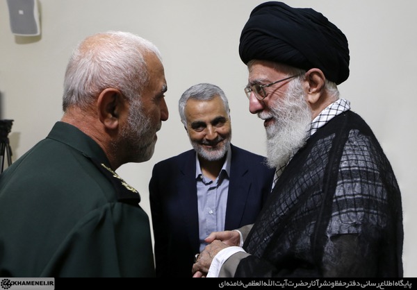 Picha muhimu za amiri jeshi mkuu wa Iran